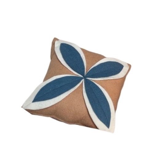 Floral Design – Handmade 100% New Zealand Wool Cushion Cover