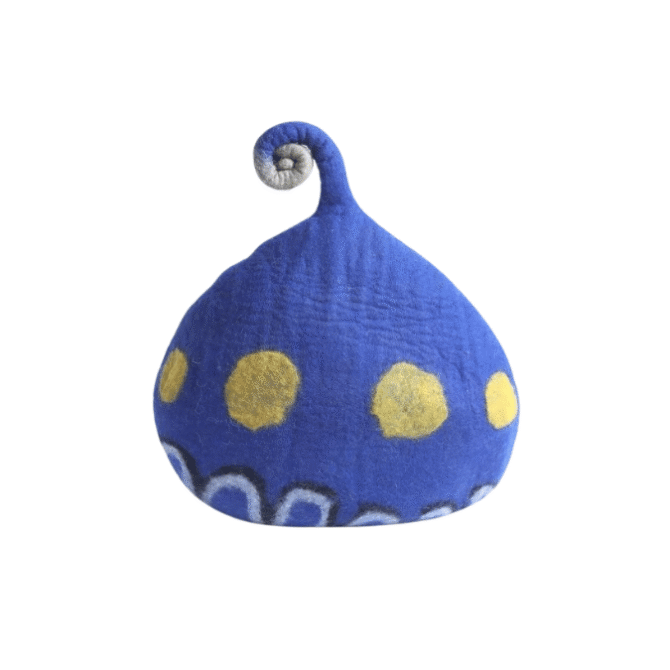 Cat House with Spaceship Theme Design – 100% NZ Wool - Image 4
